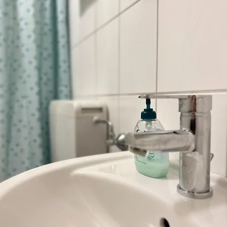 Naehe Uni Mit Parkplatz Apartamento *