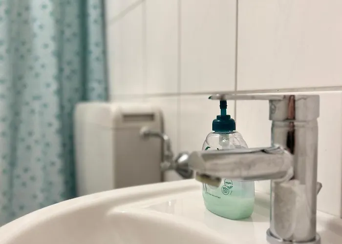 Naehe Uni Mit Parkplatz Appartement *